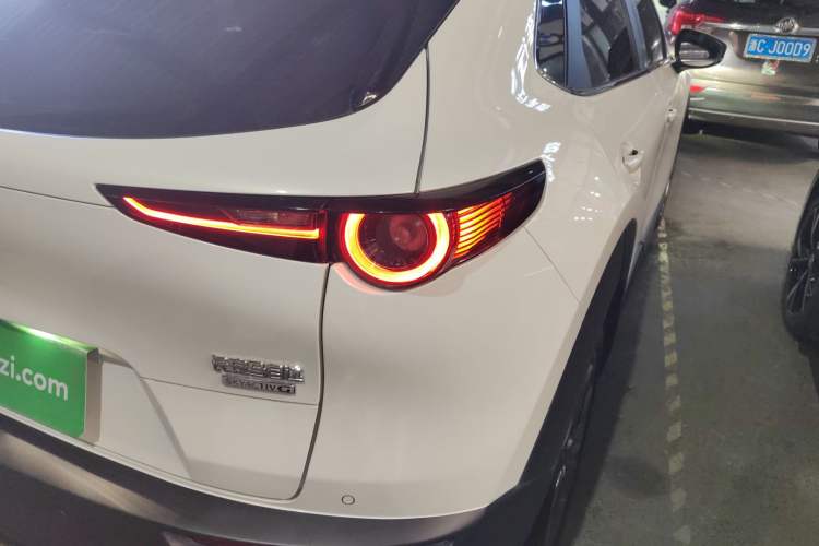 Used Mazda CX-30 2021 2.0L Automatic Joyful Edition
