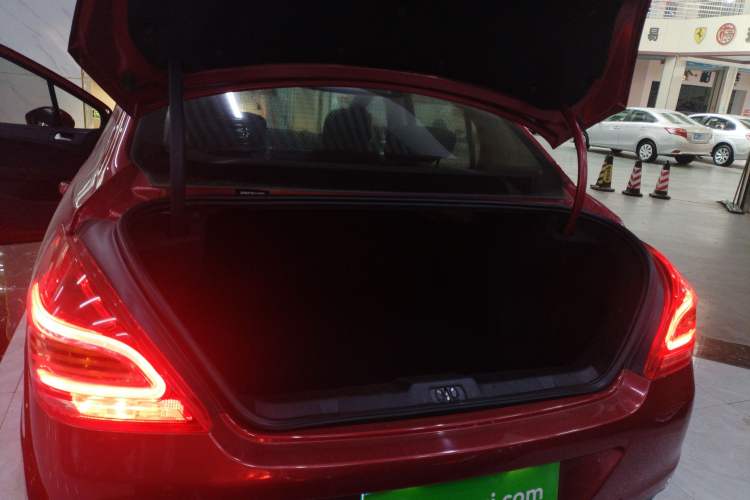 Used Peugeot 308 2014 Enjoy Edition Classic 1.6L Automatic Premium Model
