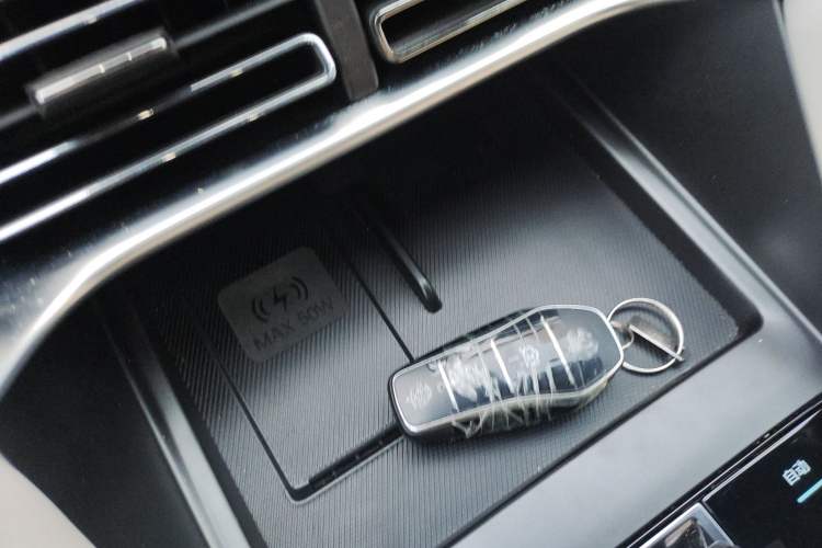 Used BYD Song PLUS New Energy 2025 EV Intelligent Driving Version 520km Premium Model
