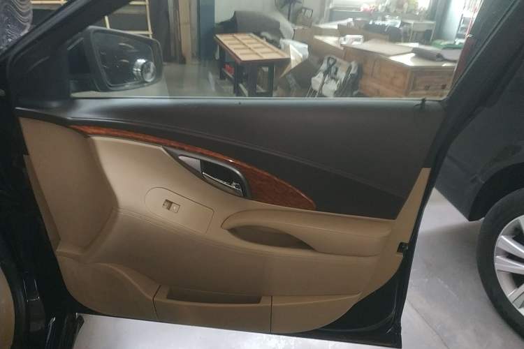 Used Buick LaCrosse 2012 2.4L SIDI Elegant Edition
