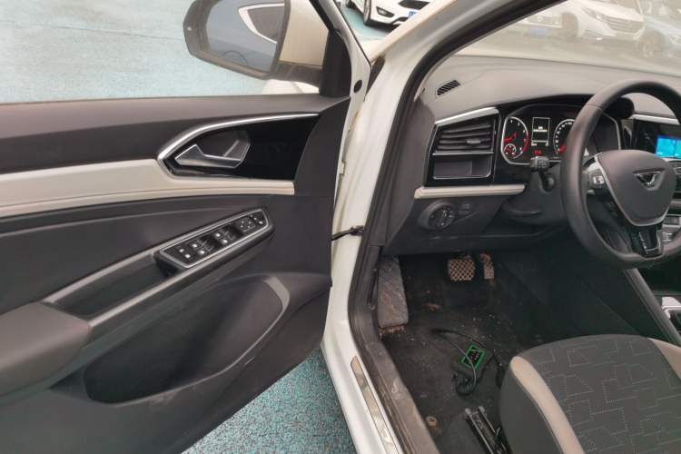 Used Jetta VS7 2022 280TSI Automatic Trend Edition