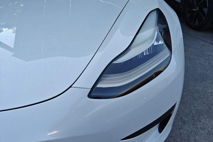 Used Tesla Model 3 2019 Standard Range Rear-Wheel Drive Upgraded Version (52 kWh)
