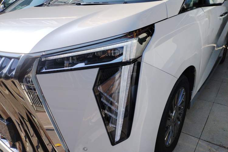 Used GAC Trumpchi M8 2023 Zongshi Series 400T Flagship Edition