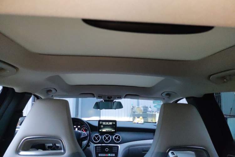 Used Mercedes-Benz GLA 2017 GLA 200 Fashion Model
