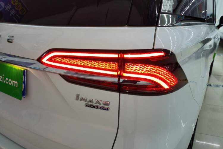 Used Roewe iMAX8 2022 400TGI Prestige Edition
