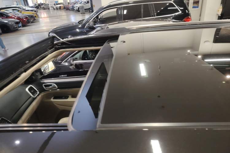 Used  Grand Cherokee 2020 3.0L Elite Navigation Edition
