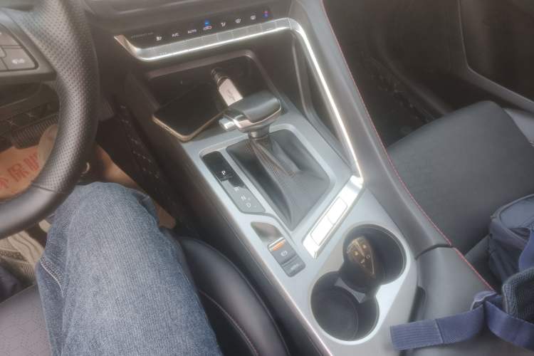 Used Changan CS35PLUS 2021 Revised Version Blue Whale NE 1.4T DCT Luxury Edition
