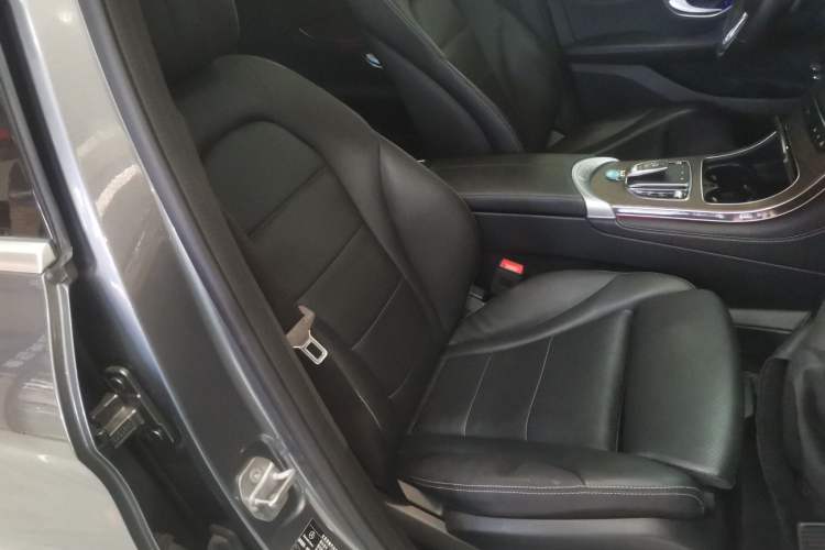 Used Mercedes-Benz GLC 2020 GLC 300 L 4MATIC Dynamic Edition
