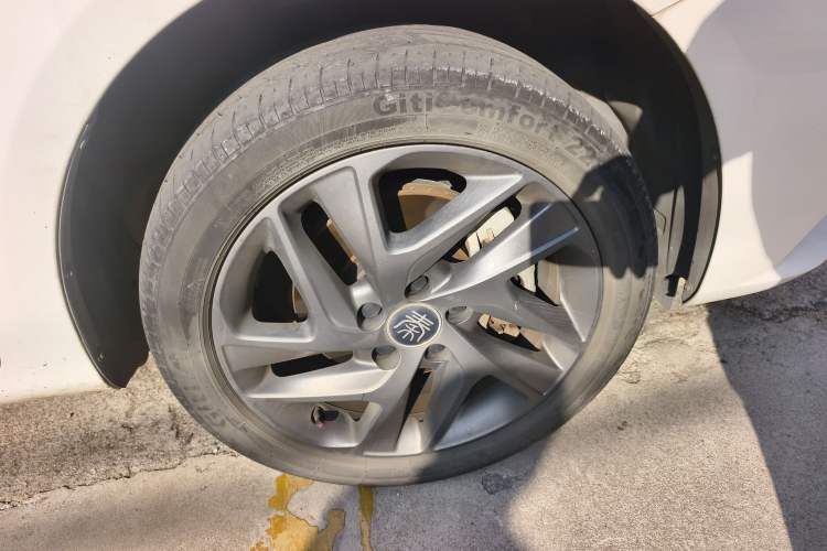 Used BYD Qin New Energy 2019 High-Range Luxury Model