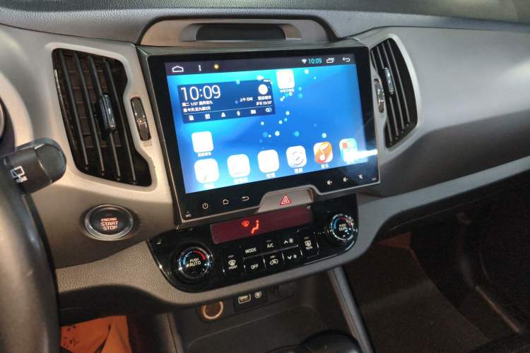 Used Kia Sportage R 2015 2.0L Automatic Two-Wheel Drive DLX Model