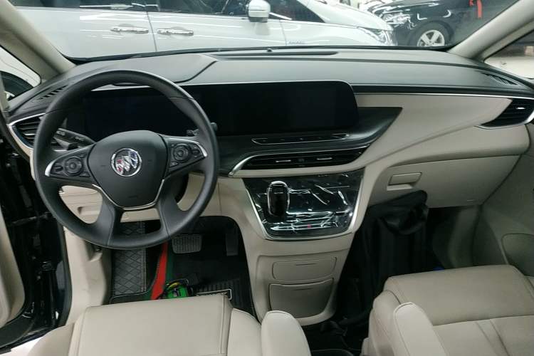 Used Buick GL8 2023 ES Lu Zun Comfort Model