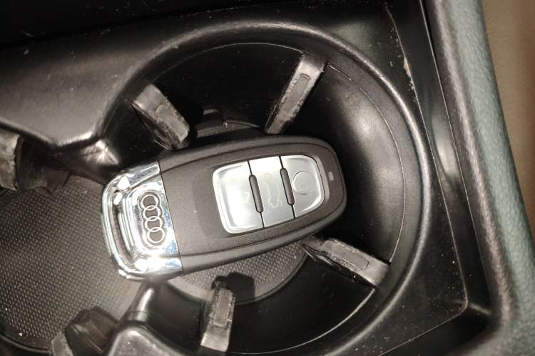 Used Audi A6L 2018 30th Anniversary Edition 45 TFSI quattro Sport model
