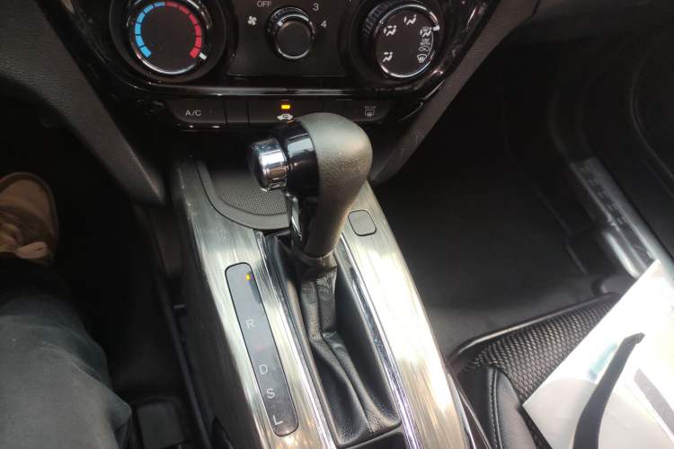 Used Honda XR-V 2017 1.5L LXi CVT Classic Edition
