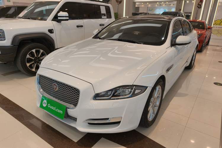 Used Jaguar XJ 2016 XJL 2.0T Two-Wheel-Drive Elegant Business Edition
