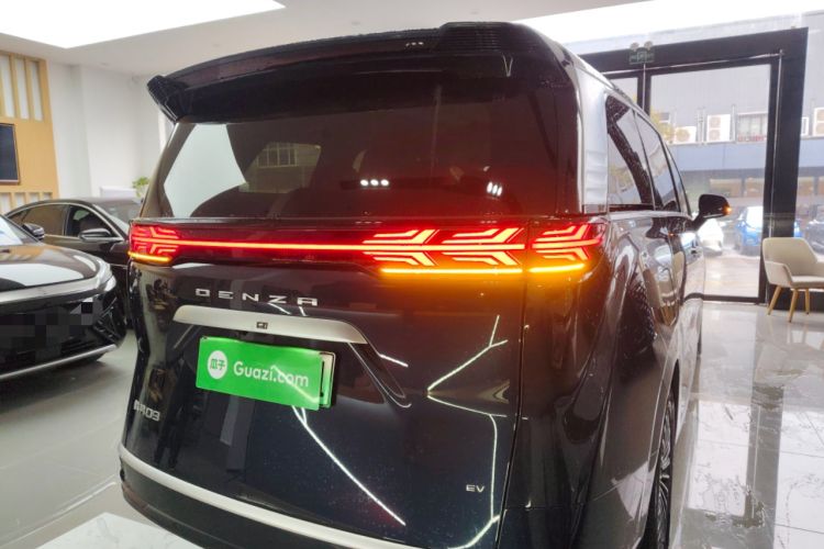 Used Denza D9 2024 EV 620 Premium Model
