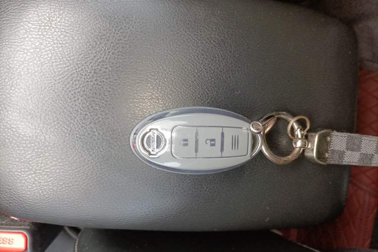 Used Nissan Tiida 2016 1.6L CVT Smart Drive Edition