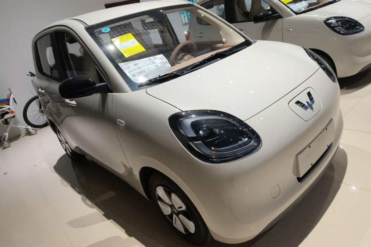 Used Wuling Hongguang MINIEV 2025 Four-Door Version Advanced Edition