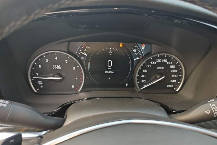 Used Cadillac XT5 2018 25T Luxury Model
