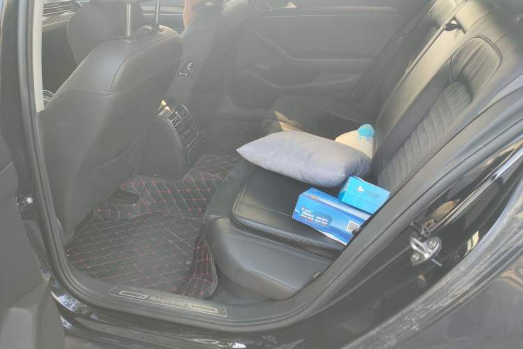 Used Volkswagen Magotan 2018 330TSI DSG Luxury Model