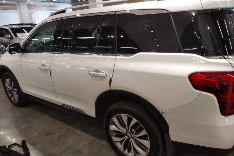 Used GAC Trumpchi GS8 2017 320T Two-Wheel Drive Luxury Smart Connectivity Version (7 Seats)
