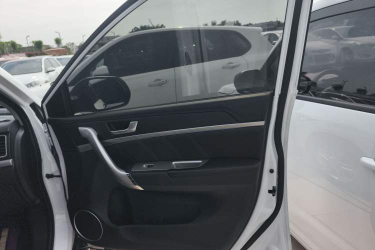 Used Haval M6 2019 1.5T DCT Two-Wheel Drive Value Edition China VI Standard
