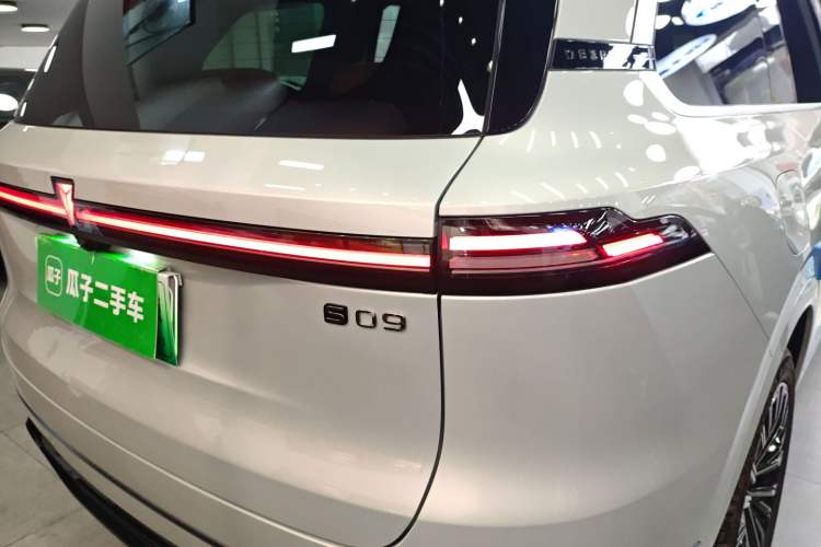 Used  S09 2025 Four-Wheel Drive Ultra+ Custom Edition