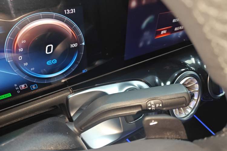 Used Mercedes-Benz EQB 2022 EQB 260
