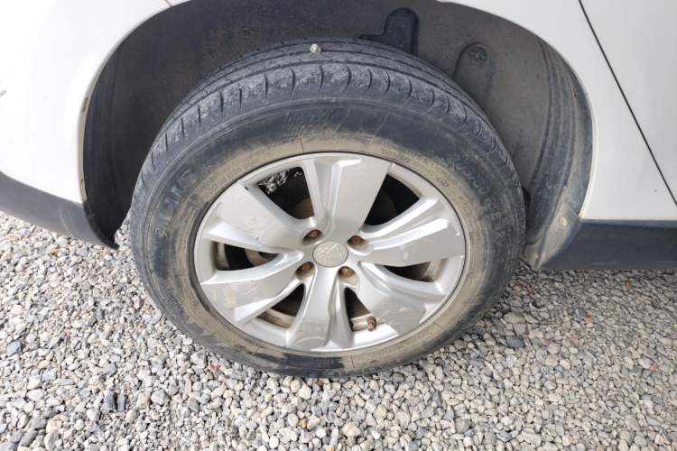 Used Peugeot 2008 2014 1.6L Manual Fashion Edition
