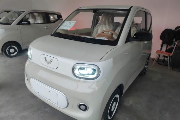 Used Wuling Hongguang MINIEV 2024 3rd Generation 215km Youth Edition