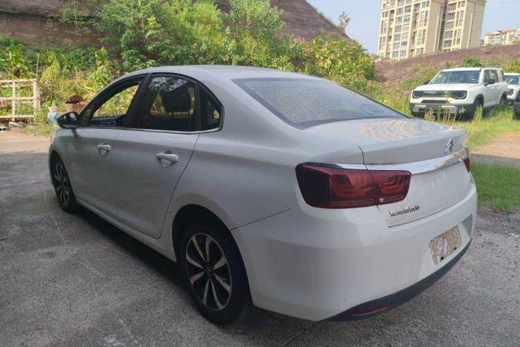 Used Citroen C4 Sega 2018 1.6L Automatic Luxury Model
