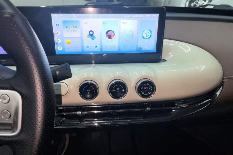 Used Wuling Bingo 2023 333 km Enjoyment Version
