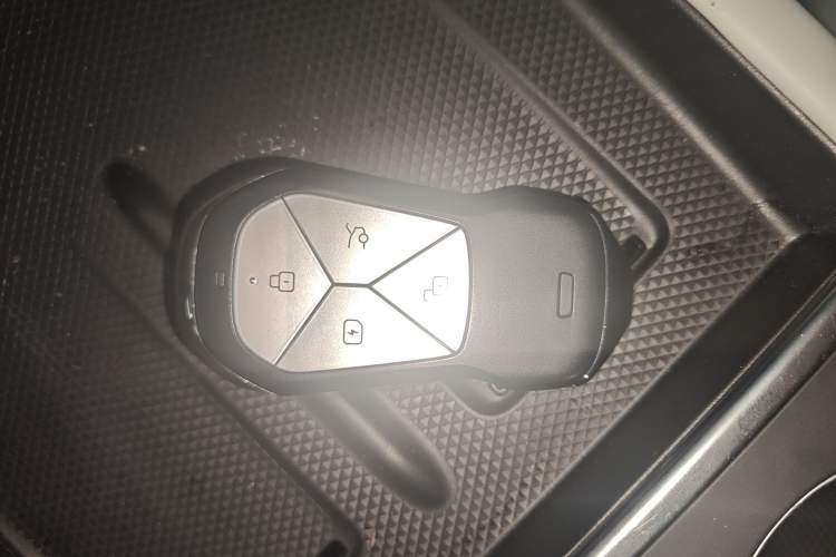 Used XPeng G6 2023 700 Four-Wheel Drive Performance Max
