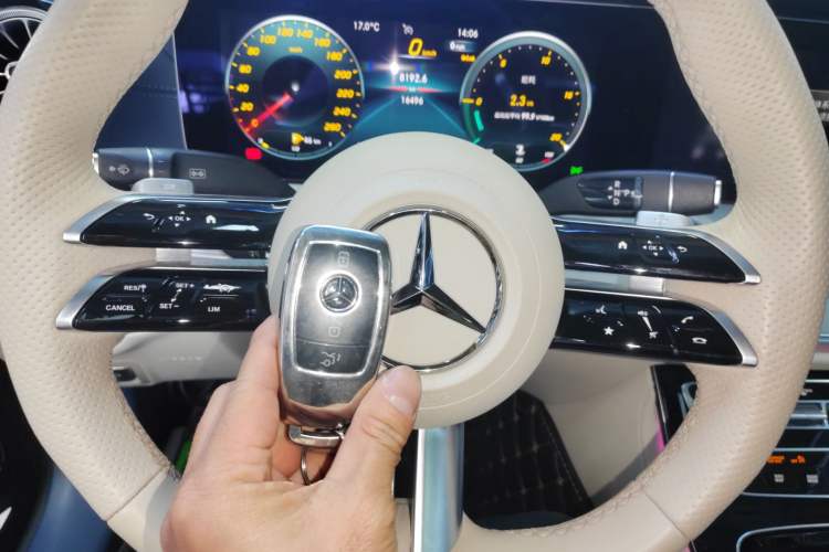 Used Mercedes-Benz E-Class 2023-Year Restyled E 260 Coupe
