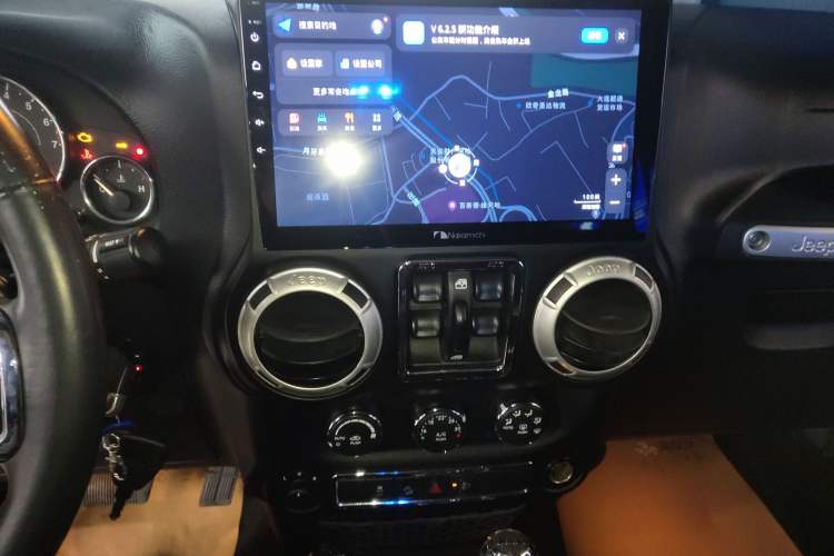 Used  Wrangler 2014 3.0L Sahara Four-Door Edition
