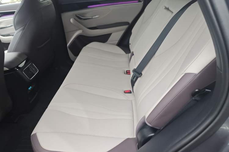 Used BYD Song PLUS New Energy 2025 DM-i Smart Drive 112KM Prestige Model
