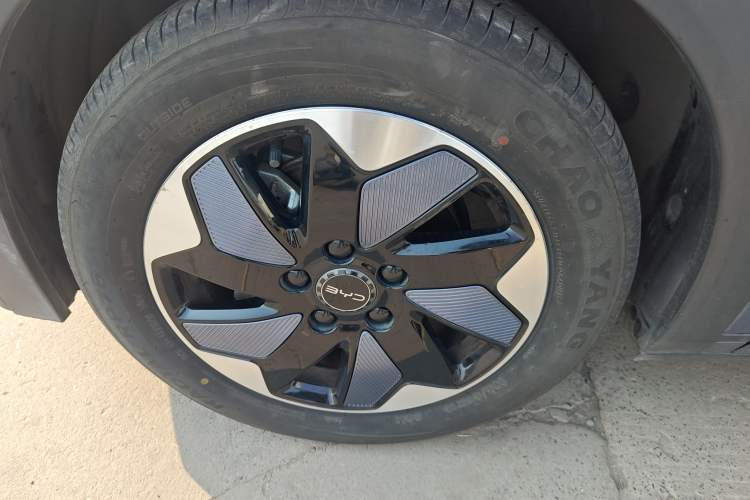 Used BYD Dolphin 2024 Honor Edition 420km Fashion Version
