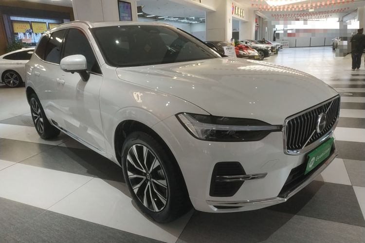 Used Volvo XC60 2024 B5 4x4 Smart Luxury Edition