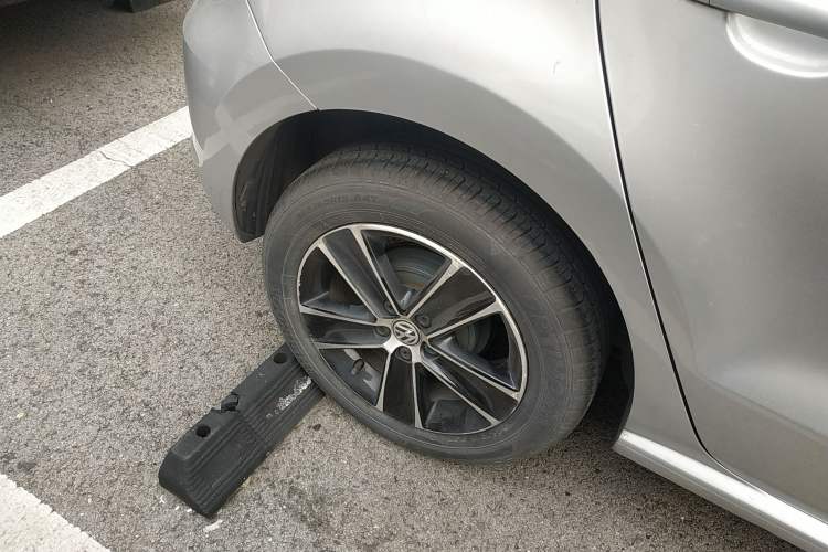 Used Volkswagen Polo 2014 1.6L Automatic Comfort Edition