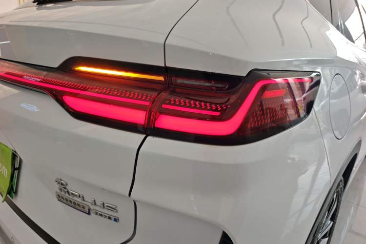 Used BYD Song PLUS New Energy 2025 EV Intelligent Driving Version 520km Premium Model
