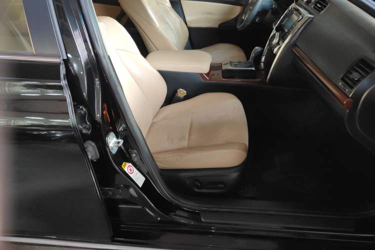 Used Toyota Reiz 2013 2.5V Shangrui Edition
