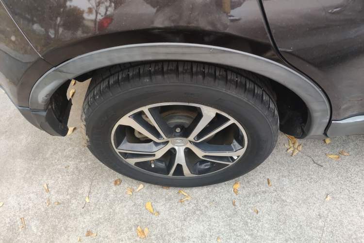 Used JMC Yusheng S330 2016 1.5L GTDi Automatic Two-Wheel Drive Prestige Edition
