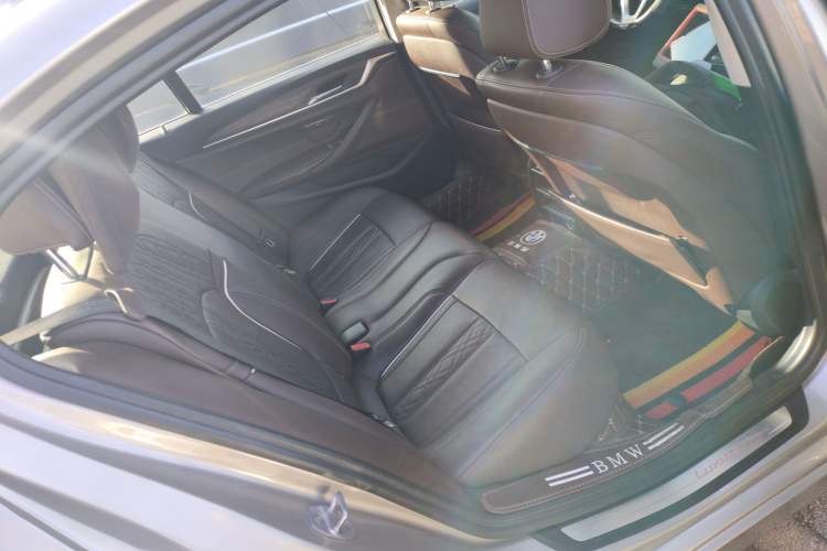 Used BMW 5 Series 2019 530Li Leading Model Luxury Package
