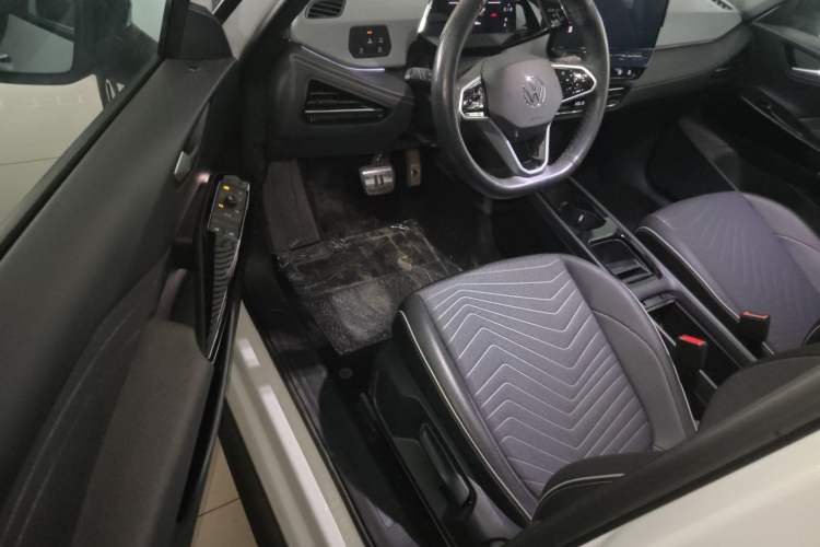 Used Volkswagen ID.3 2024 Pure & Smart Edition
