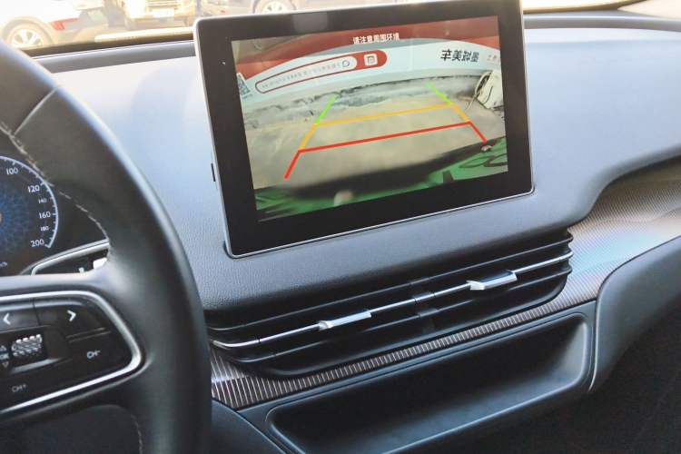 Used Hongqi E-QM5 2023 Base Travel Edition
