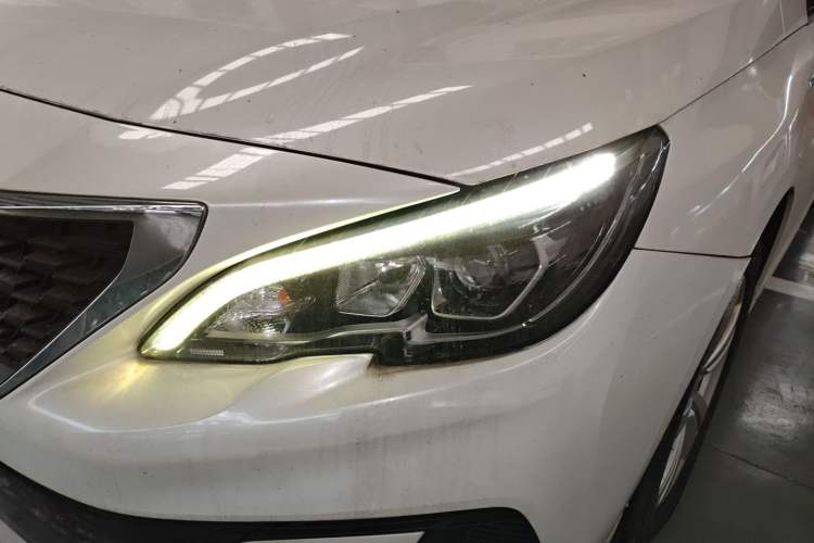 Used Peugeot 408 2019 230THP Manual Leading Edition China V Standard