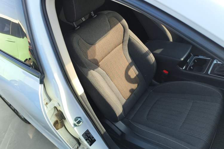 Used Bestune B70 2022 Third Generation 1.5T Automatic Enjoyment Version
