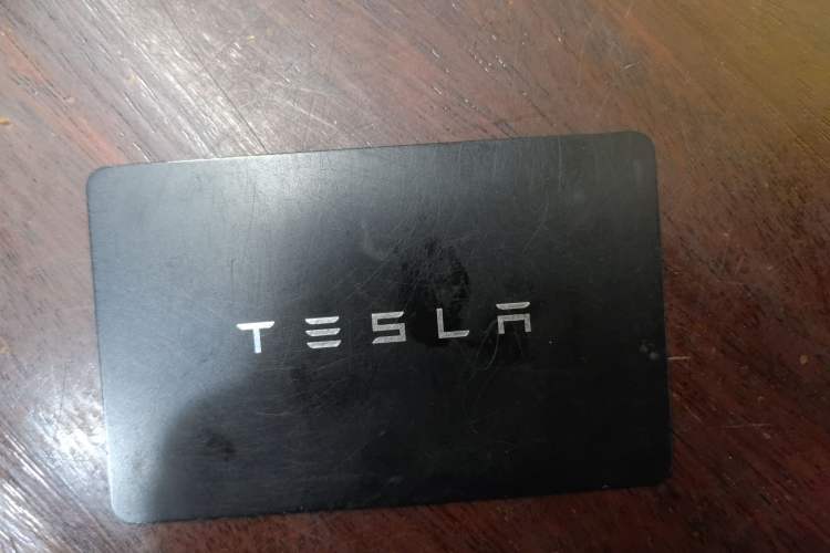 Used Tesla Model Y 2021 Long-Range All-Wheel-Drive Version
