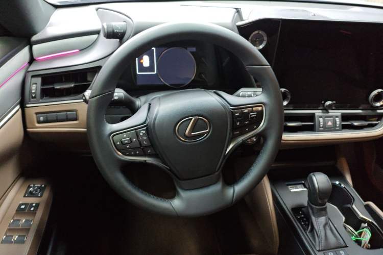Used Lexus ES 2025 200 Premium Edition