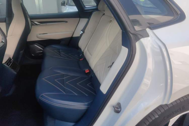 Used Zeekr 001 2021 Ultra-Long Range Single-Motor WE Edition
