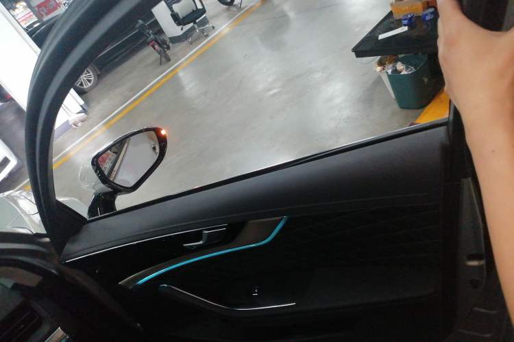 Used Hongqi HS5 2019 2.0T Smart Connect Flagship Edition
